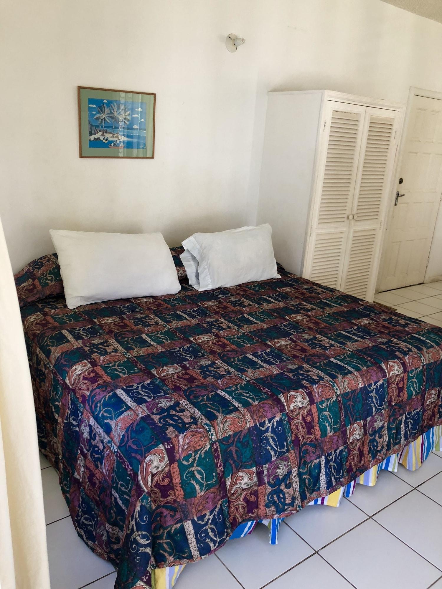 Skycastles Condominiums Ocho Rios Exteriör bild